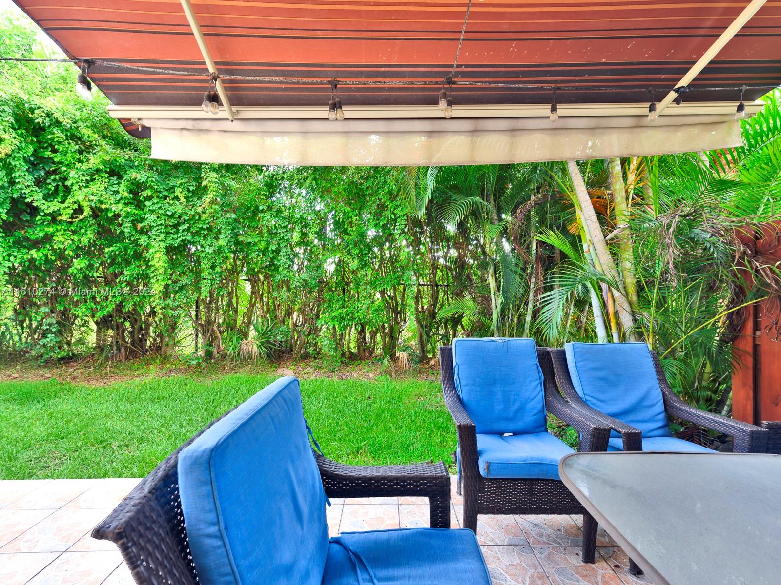 PEMBROKE ISLES V - Residential