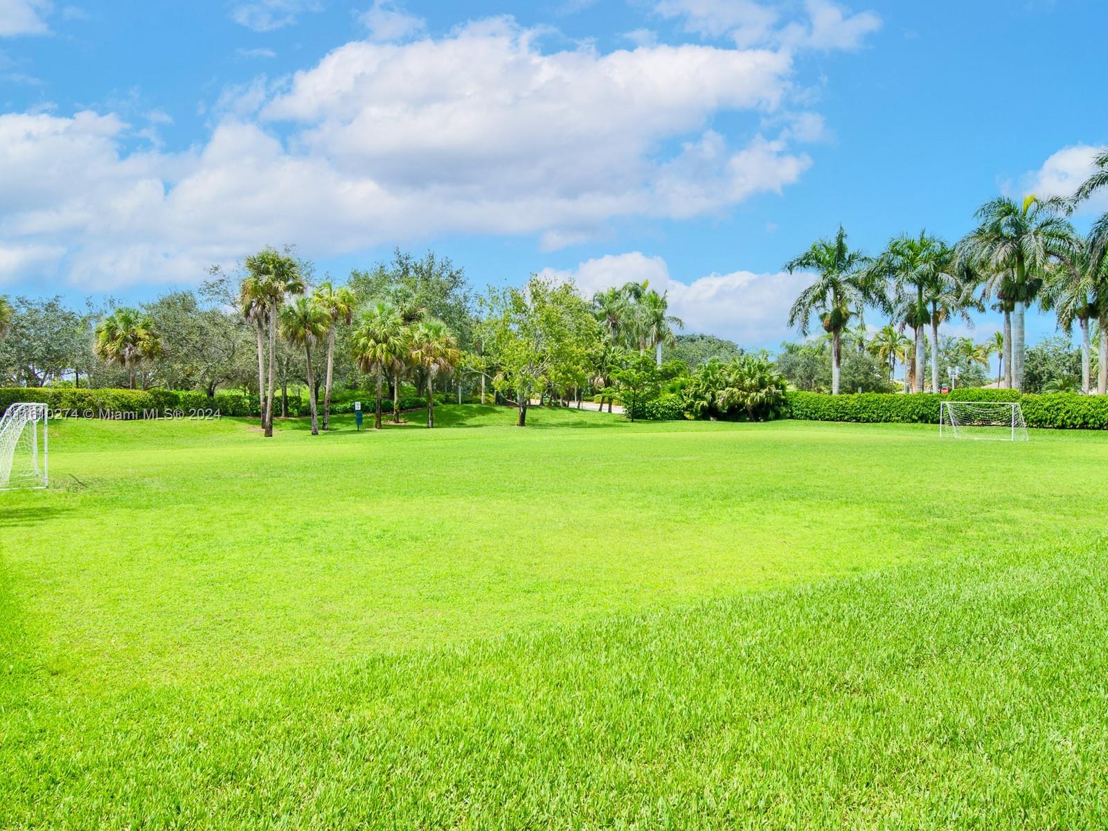 PEMBROKE ISLES V - Residential