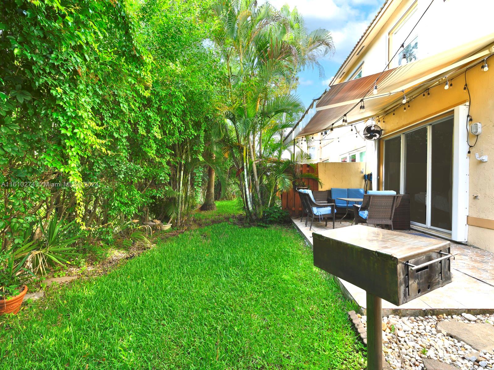 PEMBROKE ISLES V - Residential