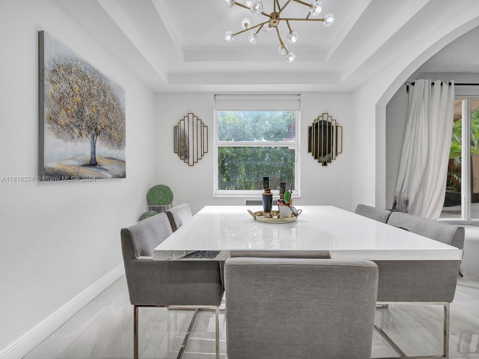 PEMBROKE ISLES V - Residential