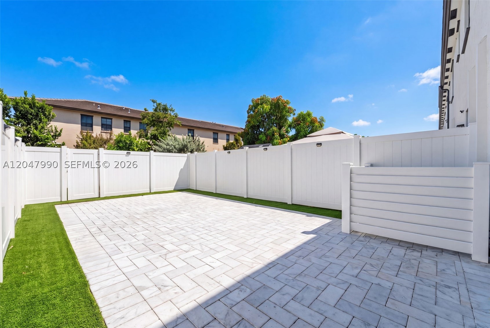 AQUABELLA NORTH REPLAT - Residential