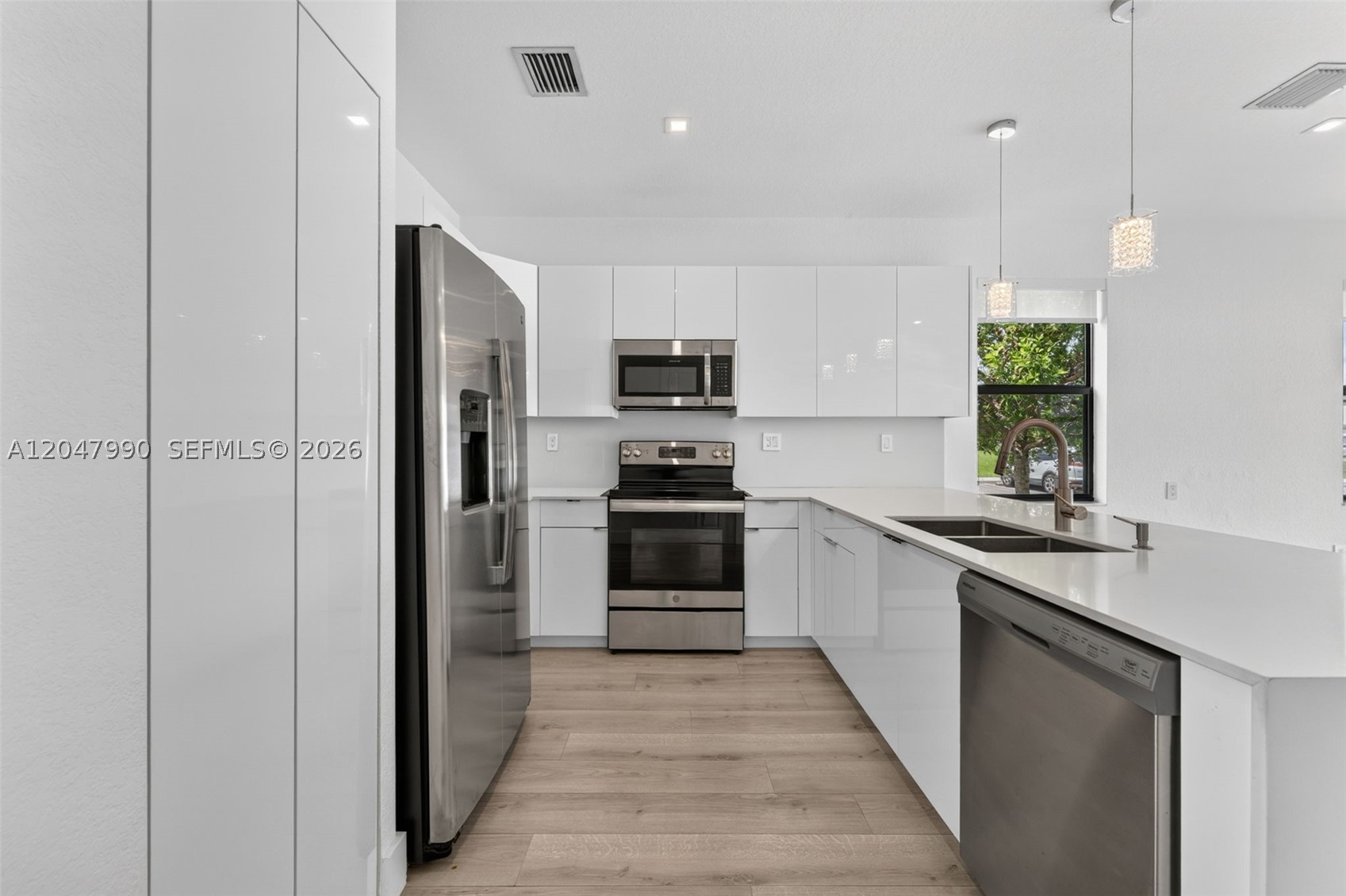 AQUABELLA NORTH REPLAT - Residential