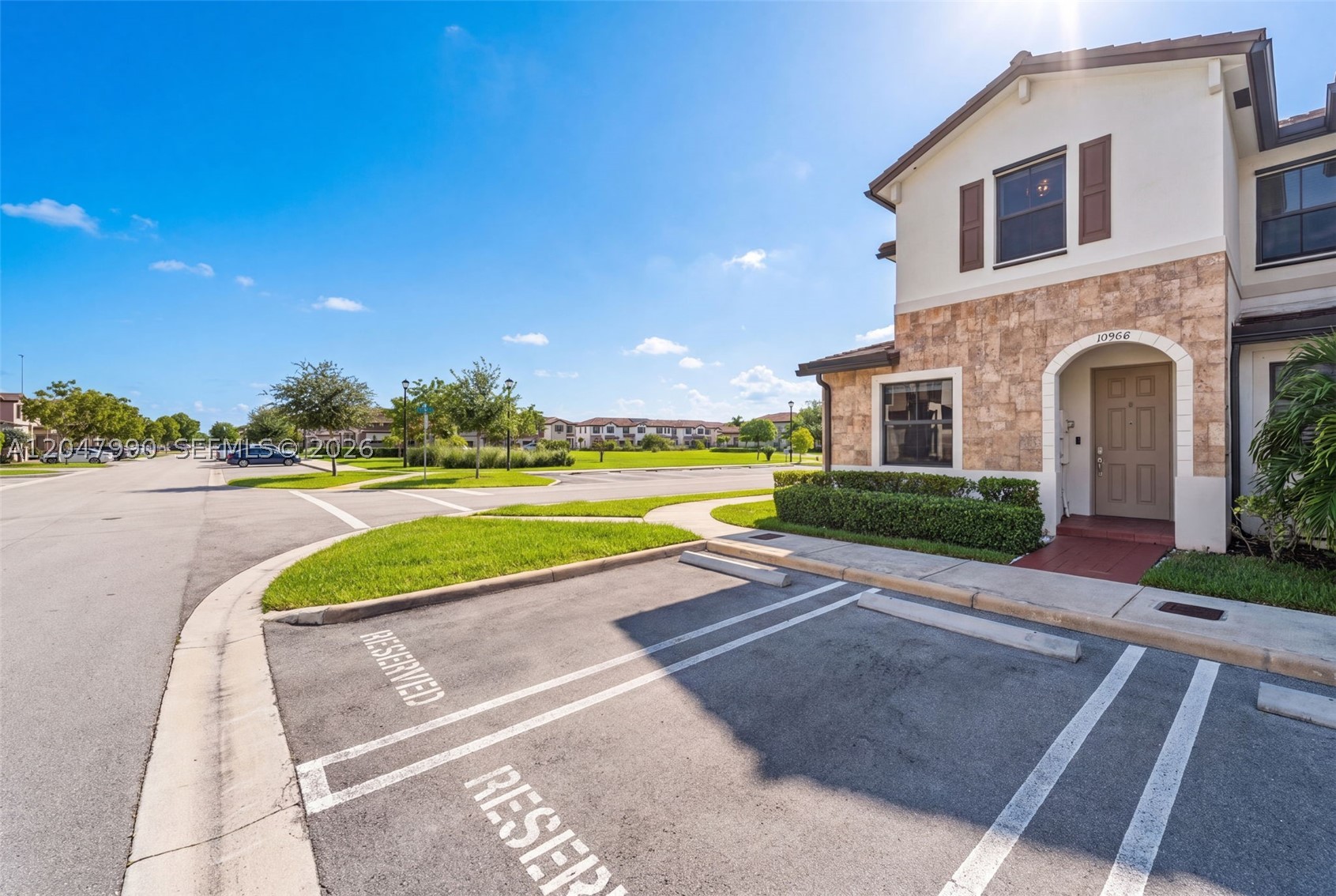 AQUABELLA NORTH REPLAT - Residential