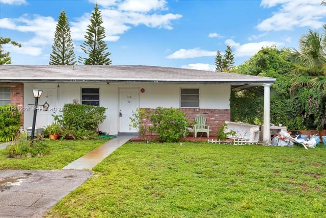 Excellent investment opportunity with immediate income. Long-term tenants in place since 2020, currently paying $1,750/month, with a lease valid through January 31, 2027. The landlord holds a $1,300 security deposit. While the unit is not updated, it offers strong investment value and significant upside potential. Features include a large terrace with ample room for expansion, providing opportunities to enhance future returns. Low maintenance and a solid return on investment make this property an ideal addition to any portfolio. Laundry facility in the building complex. 
Conveniently located and a must-see opportunity for investors.