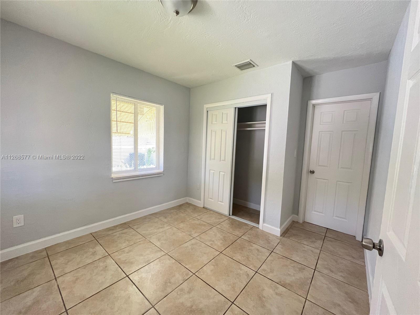 BEVERLY PARK - Residential Lease