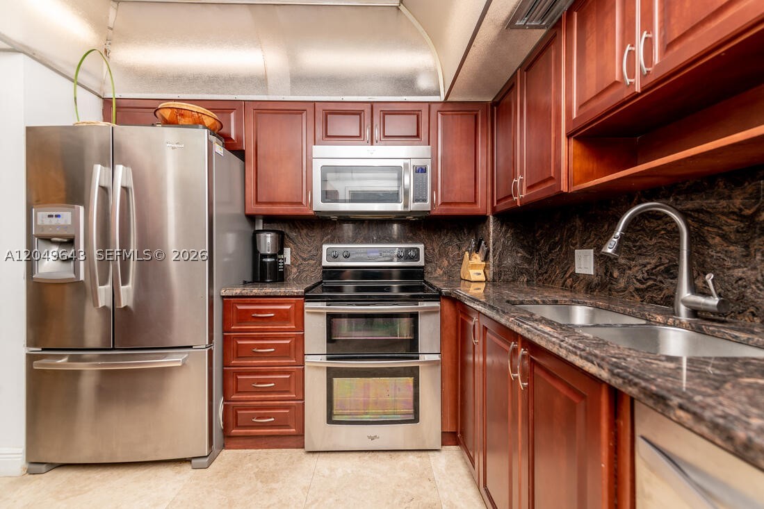 HEMISPHERES CONDO - Residential