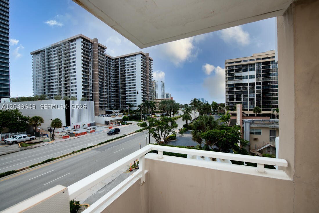 HEMISPHERES CONDO - Residential