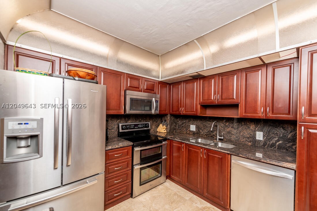 HEMISPHERES CONDO - Residential