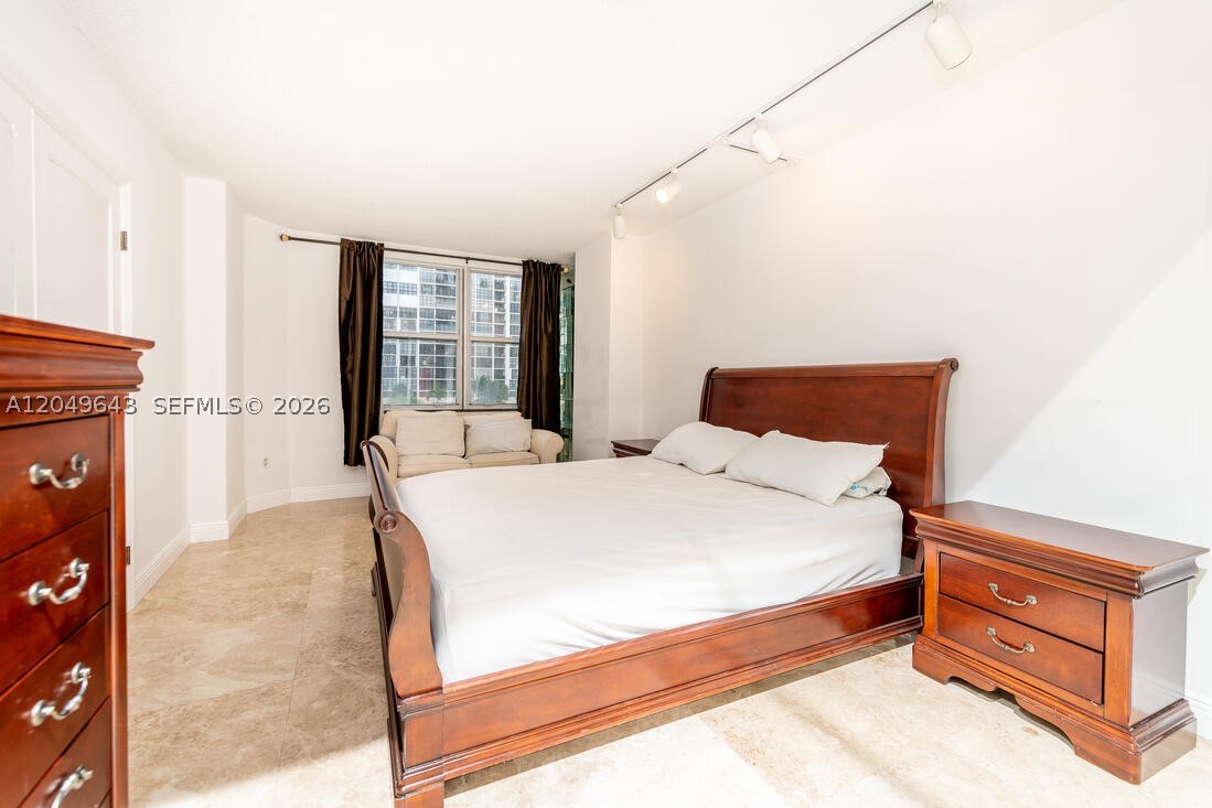 HEMISPHERES CONDO - Residential