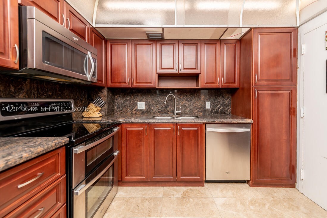 HEMISPHERES CONDO - Residential
