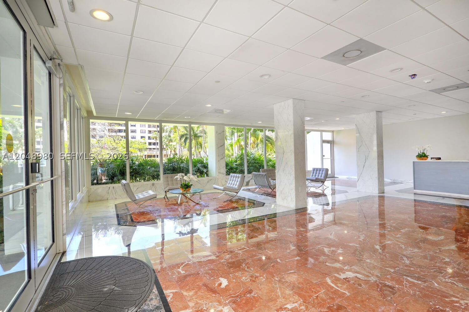 COMMODORE CLUB WEST CONDO - Residential