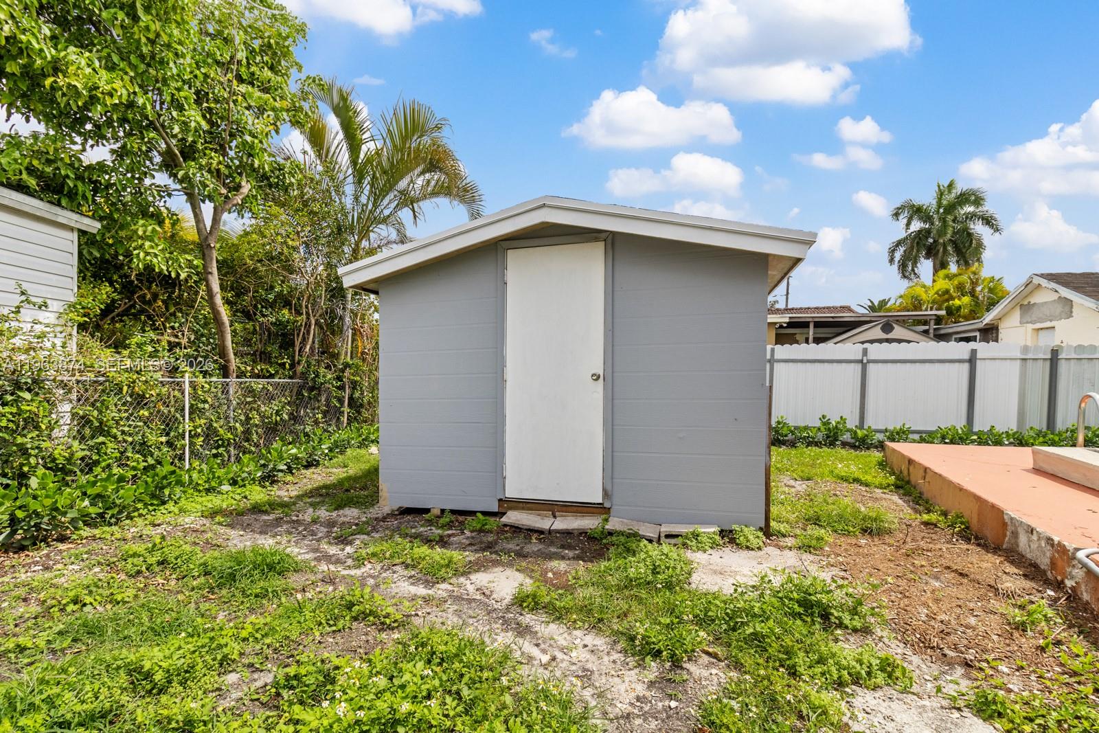 WESTBROOKE GARDENS - Residential Lease