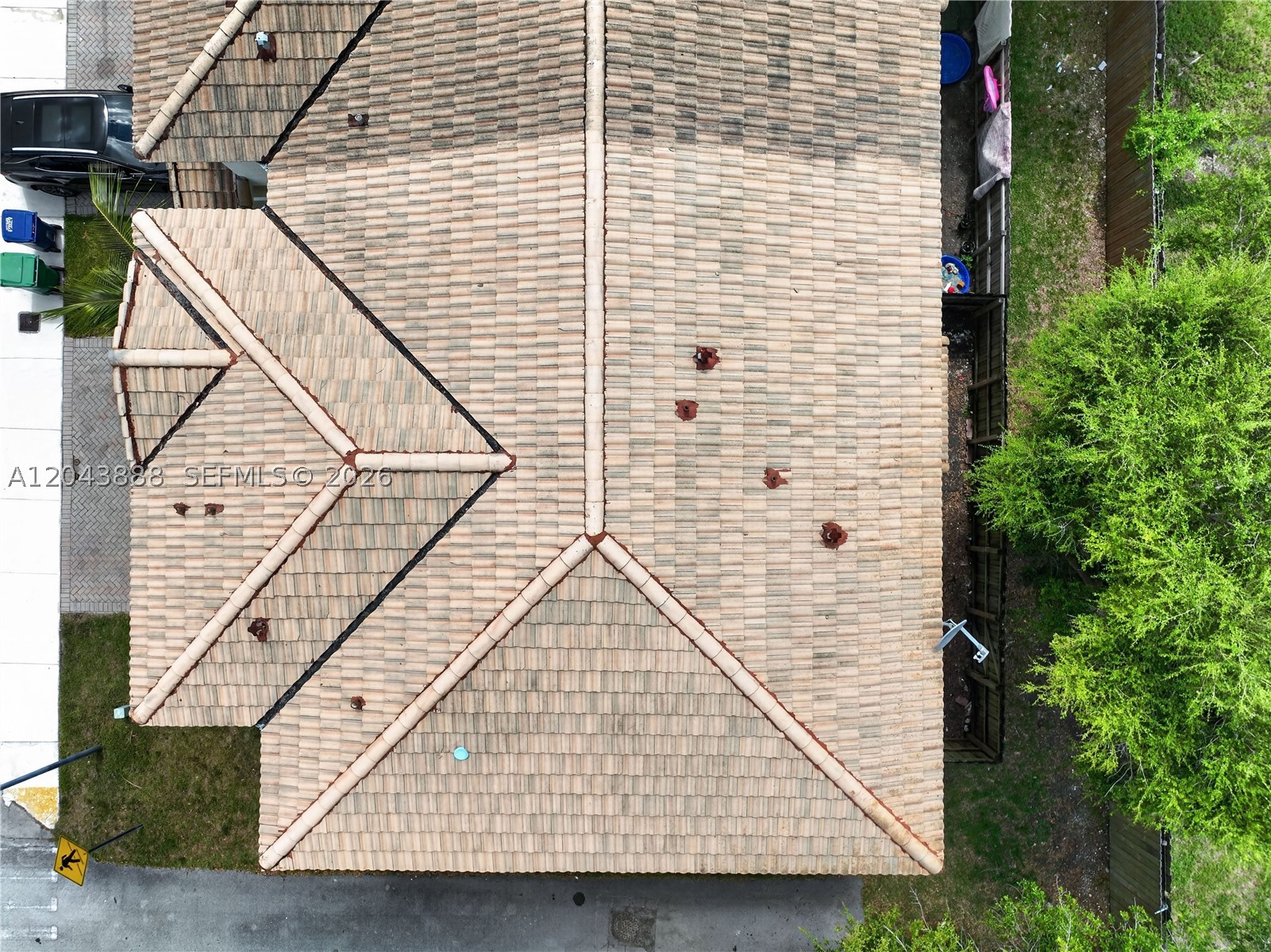 CEDARS WOODS HOMES CONDO - Residential
