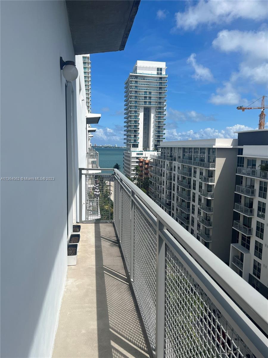 BAYLOFTS CONDO - Residential Lease