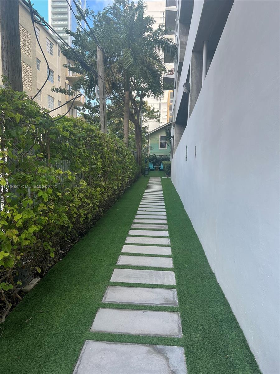 BAYLOFTS CONDO - Residential Lease