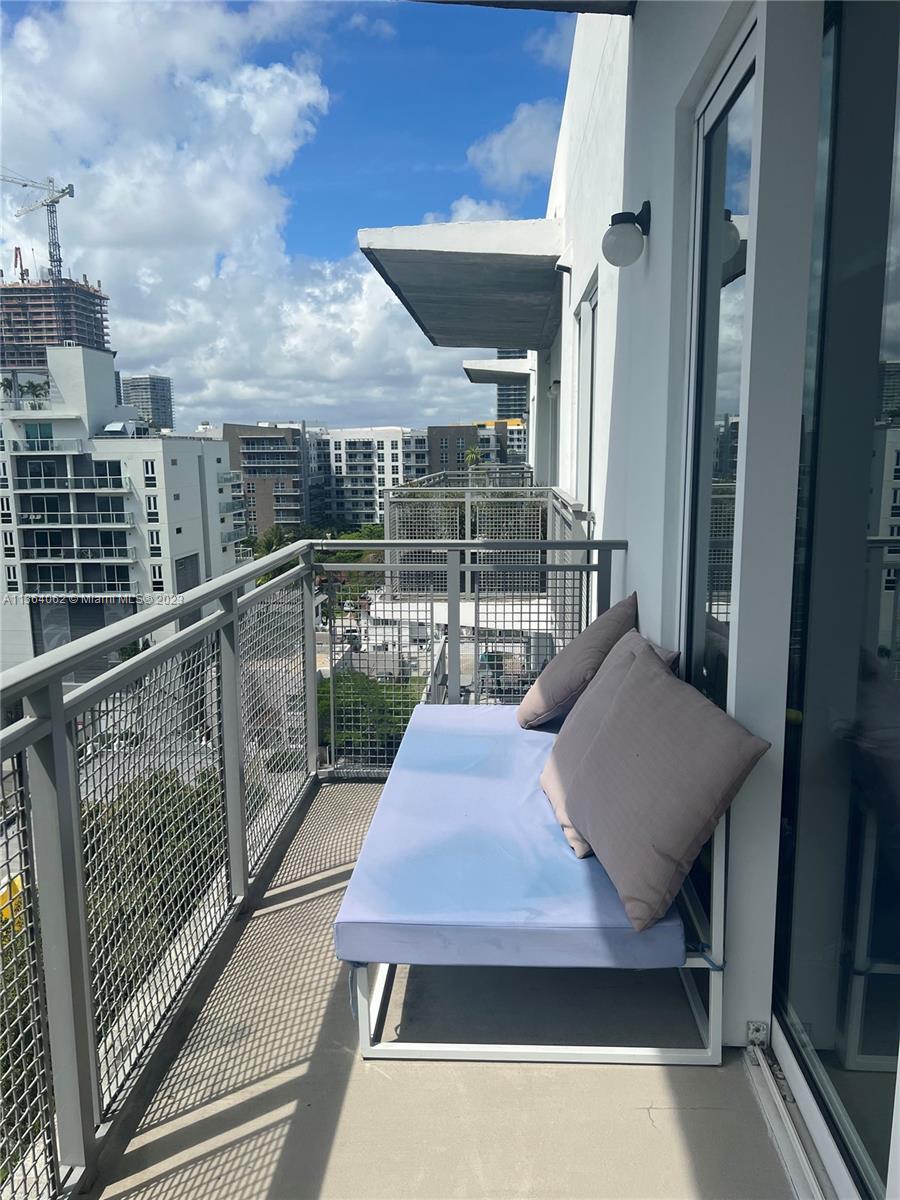 BAYLOFTS CONDO - Residential Lease