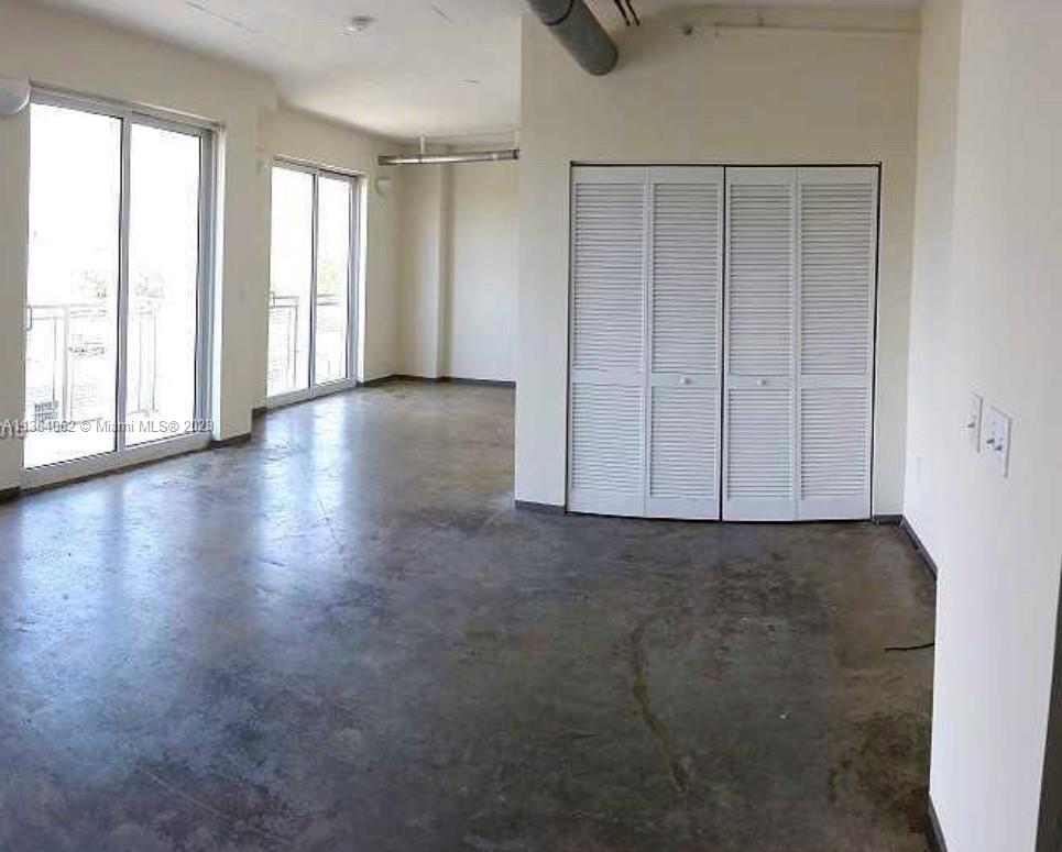 BAYLOFTS CONDO - Residential Lease