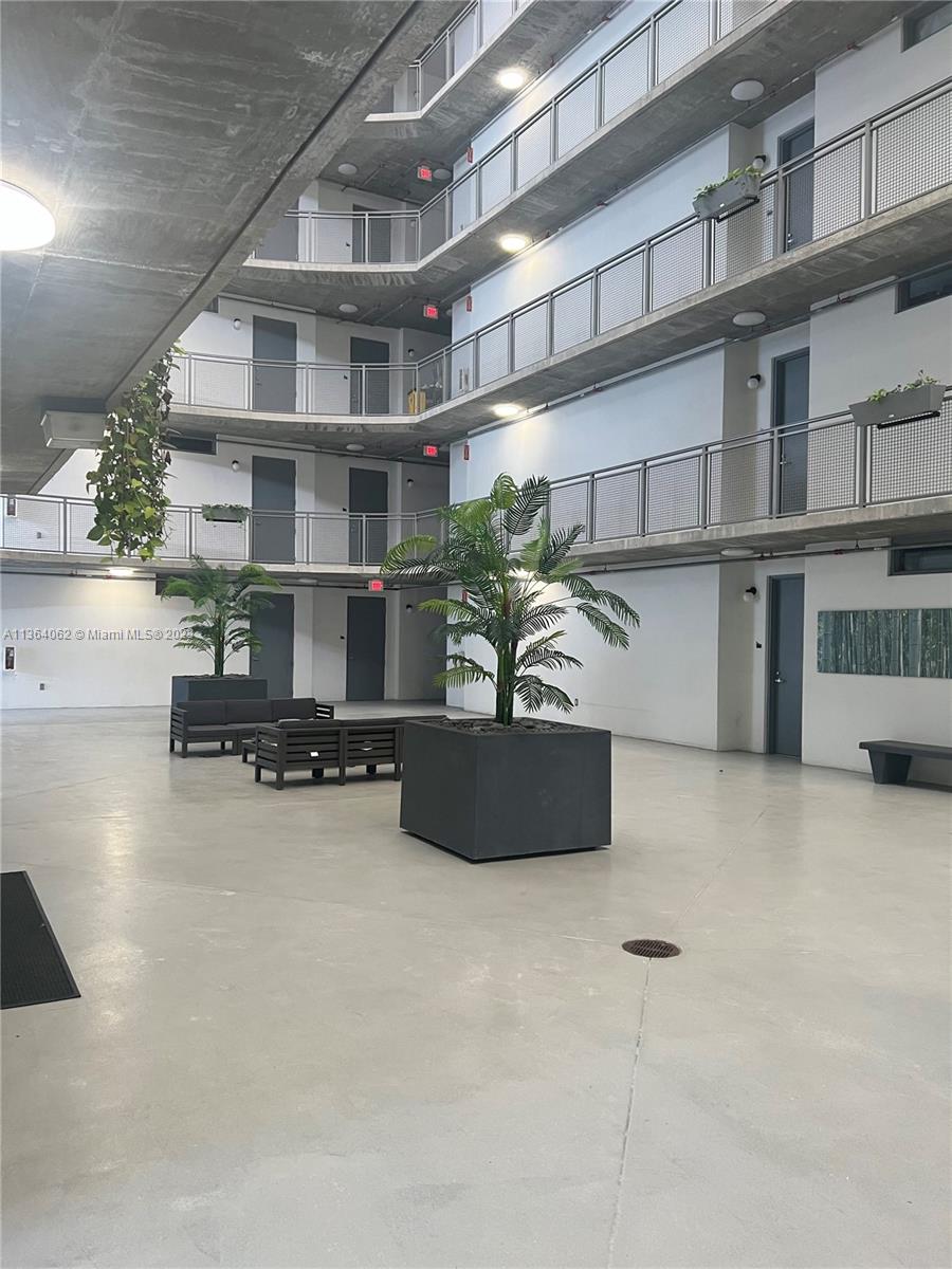 BAYLOFTS CONDO - Residential Lease