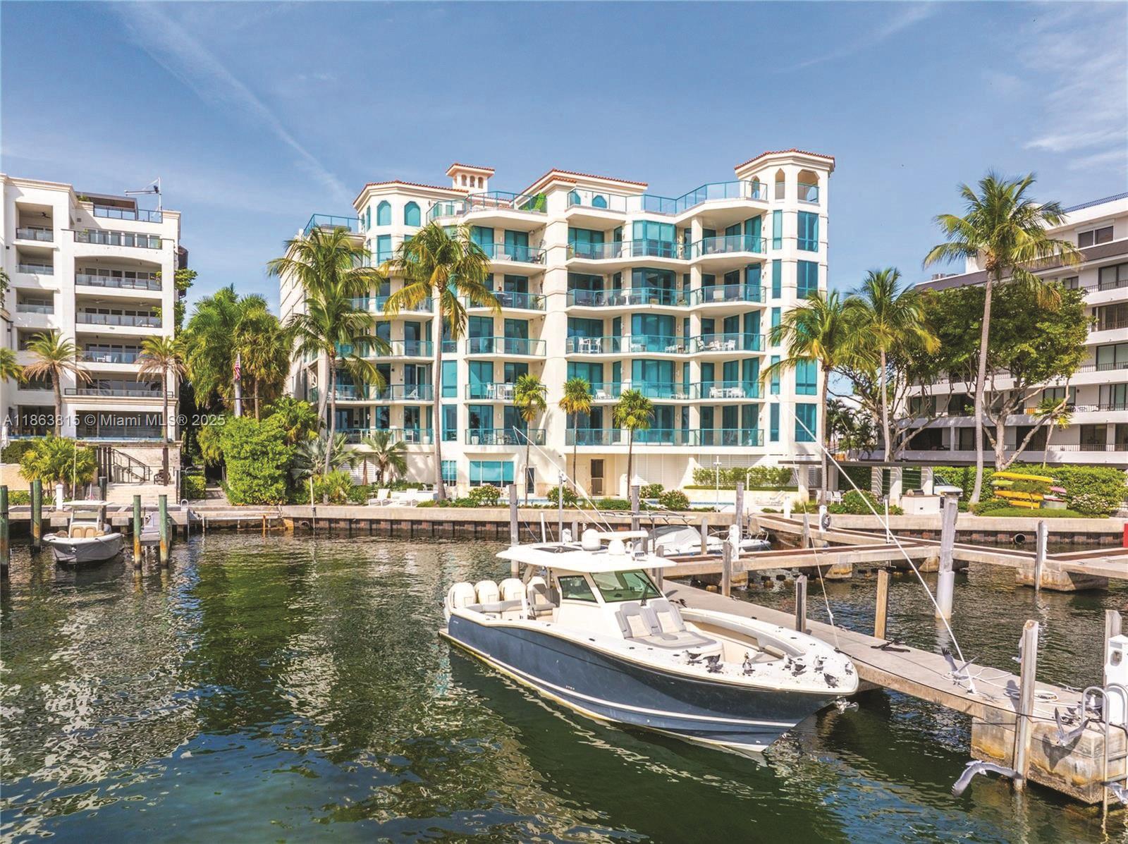 BEACON HARBOUR CONDO - Residential