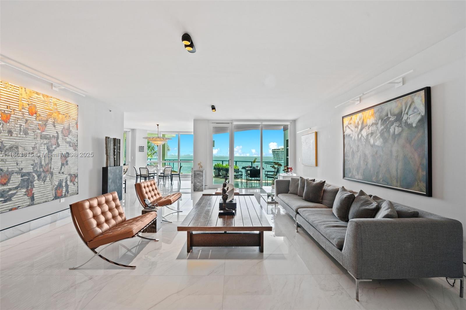BEACON HARBOUR CONDO - Residential