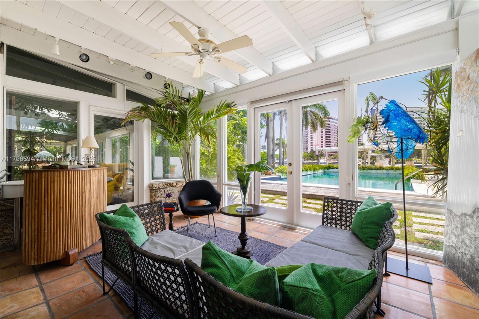 BEACH VIEW SUB - Residential