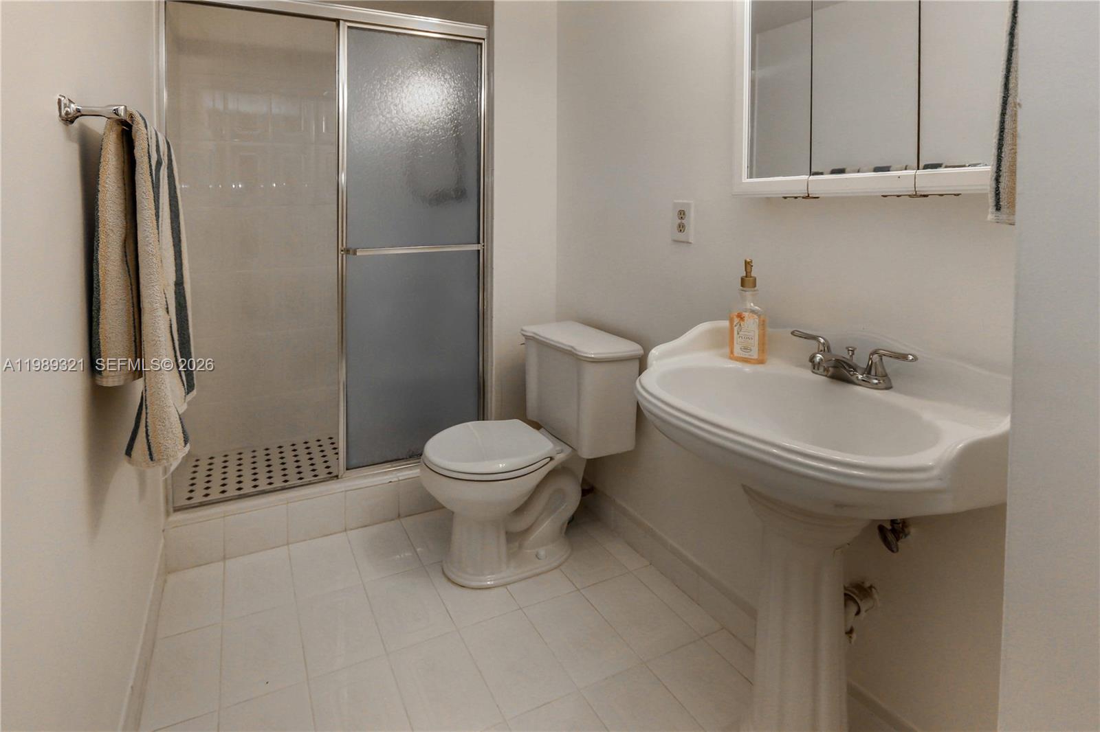 CARLTON BAY CONDO - Residential