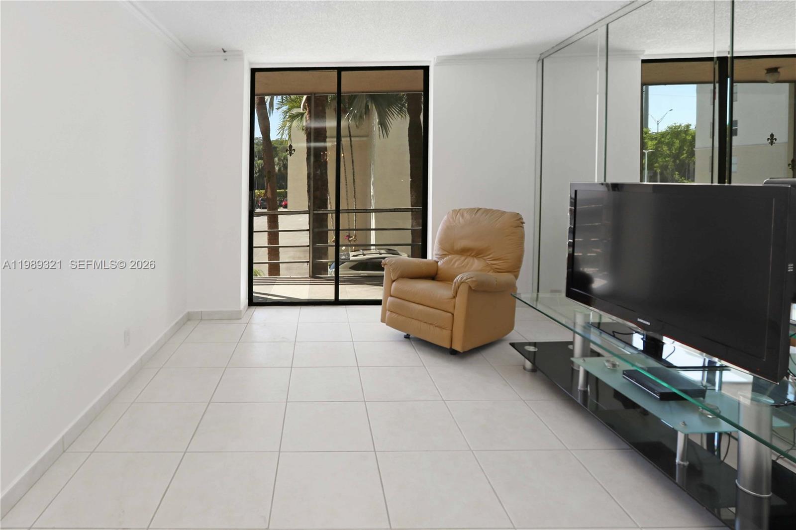 CARLTON BAY CONDO - Residential