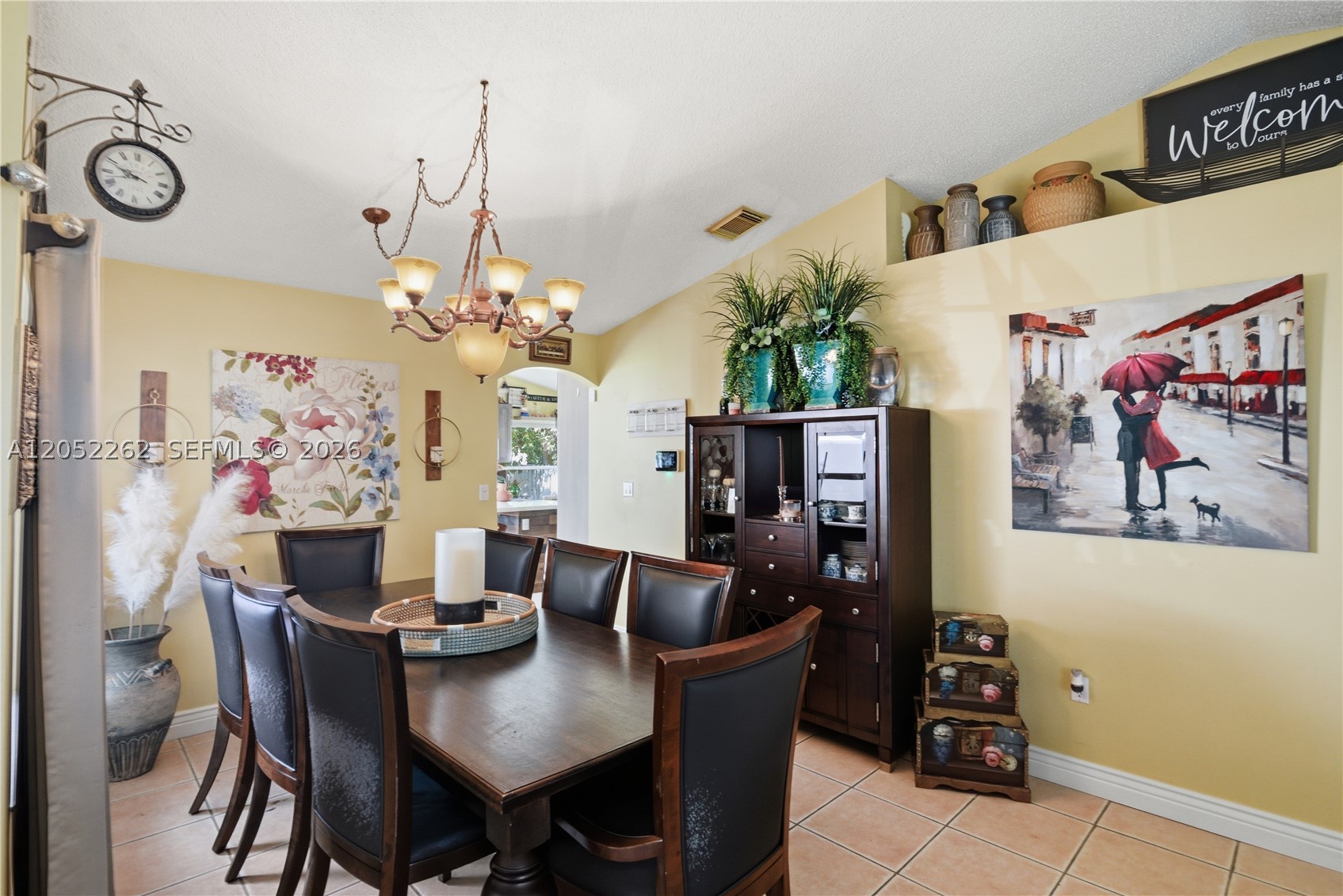 FLAMINGO ESTATES - Residential