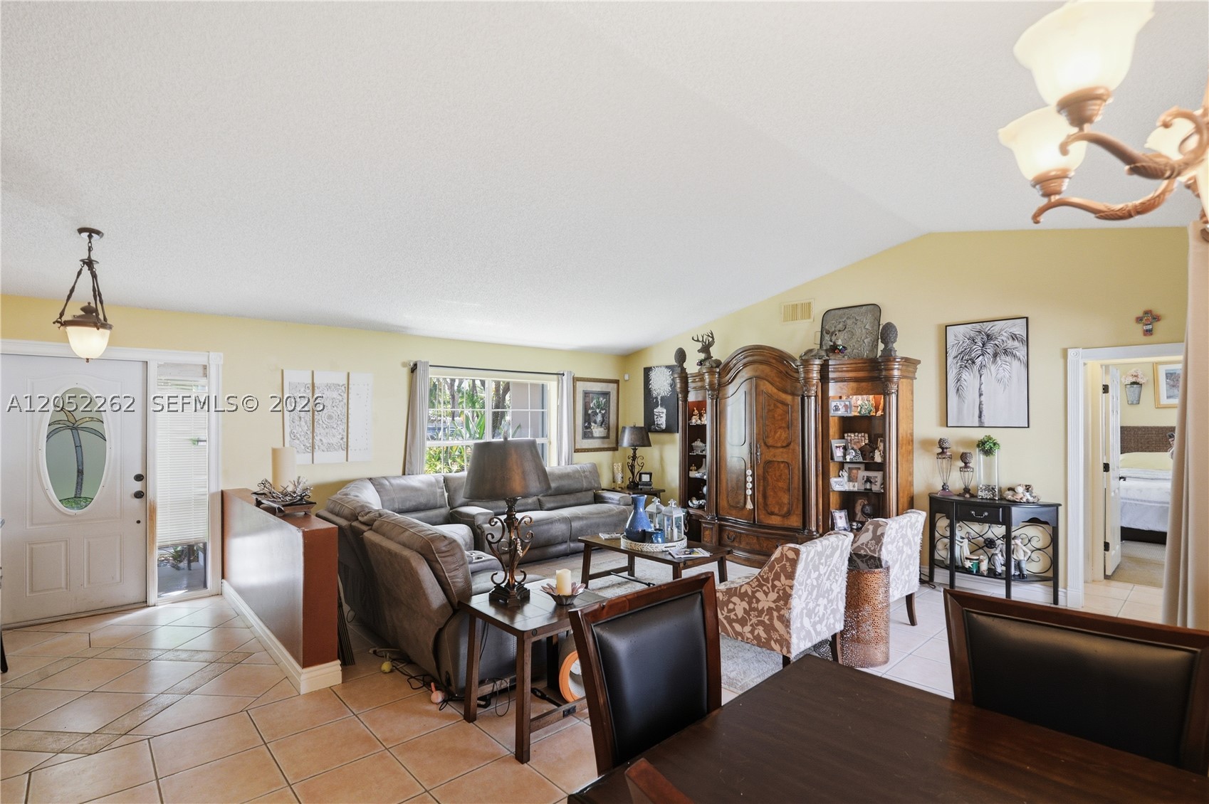 FLAMINGO ESTATES - Residential