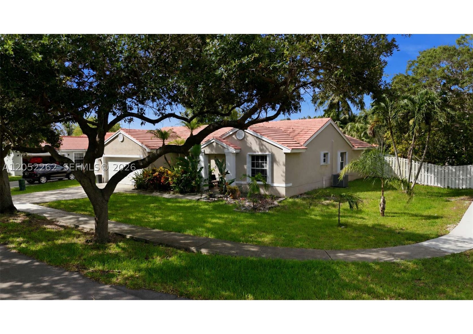 FLAMINGO ESTATES - Residential