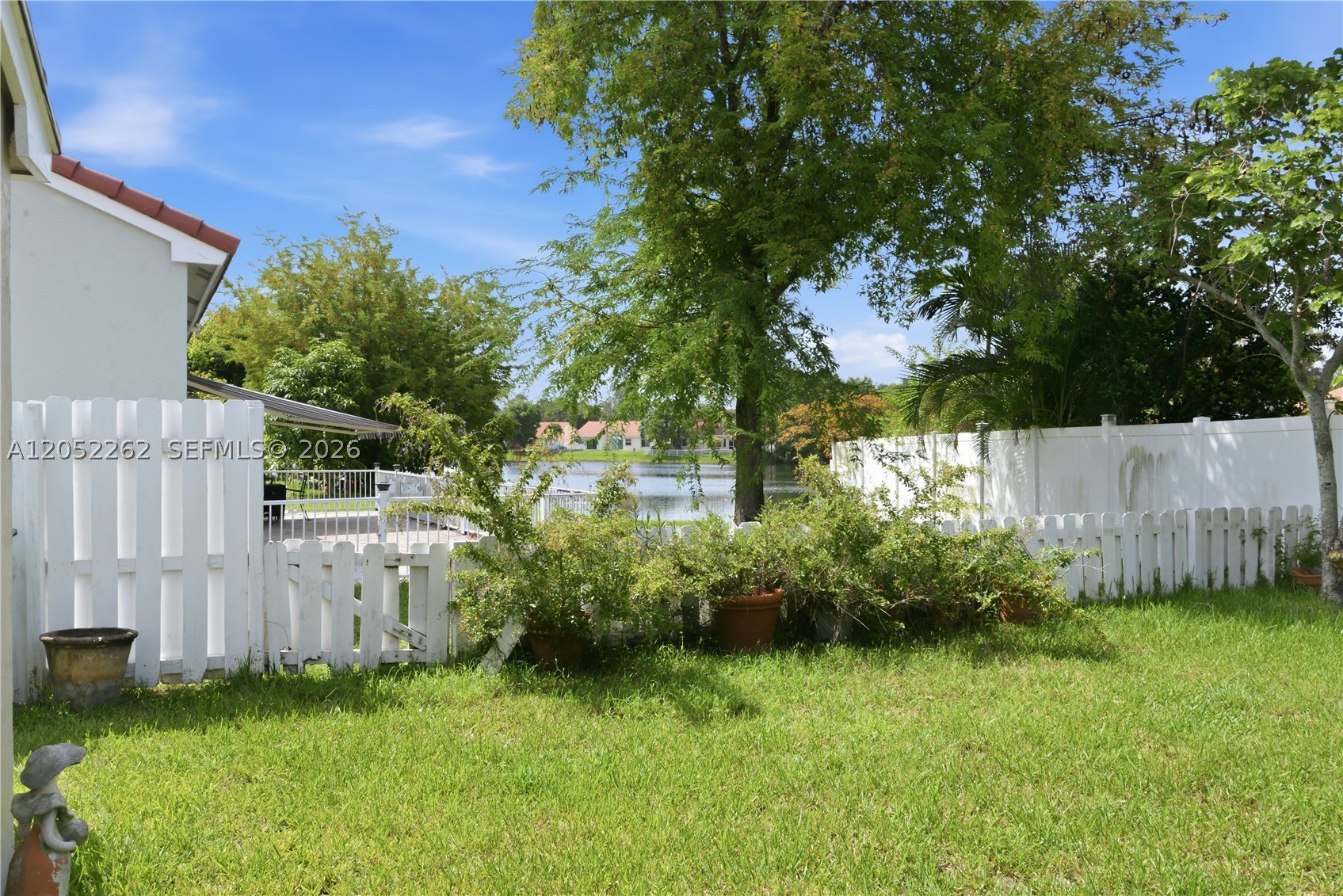 FLAMINGO ESTATES - Residential