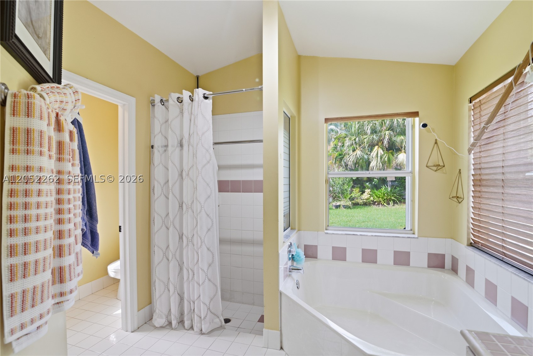 FLAMINGO ESTATES - Residential