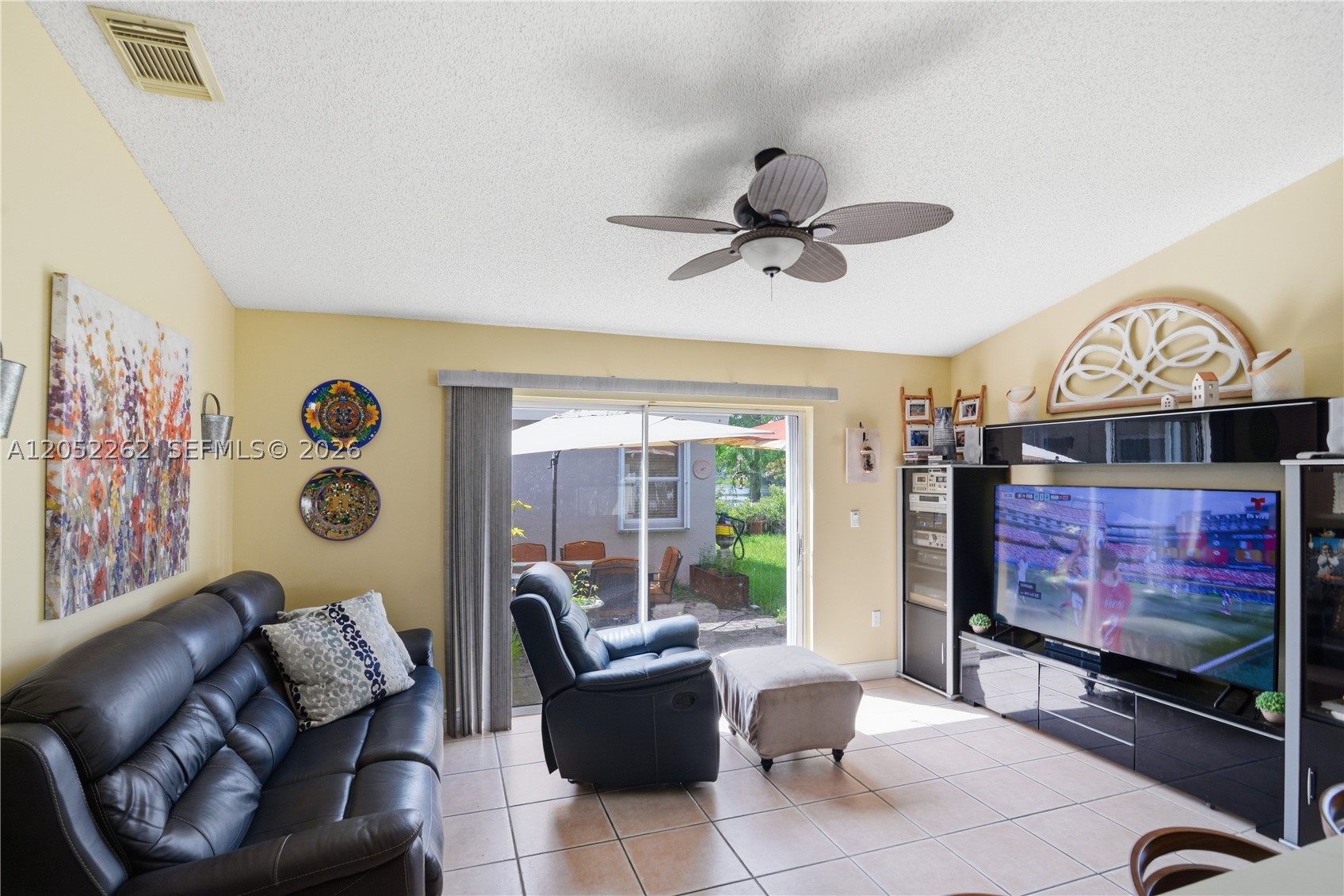 FLAMINGO ESTATES - Residential