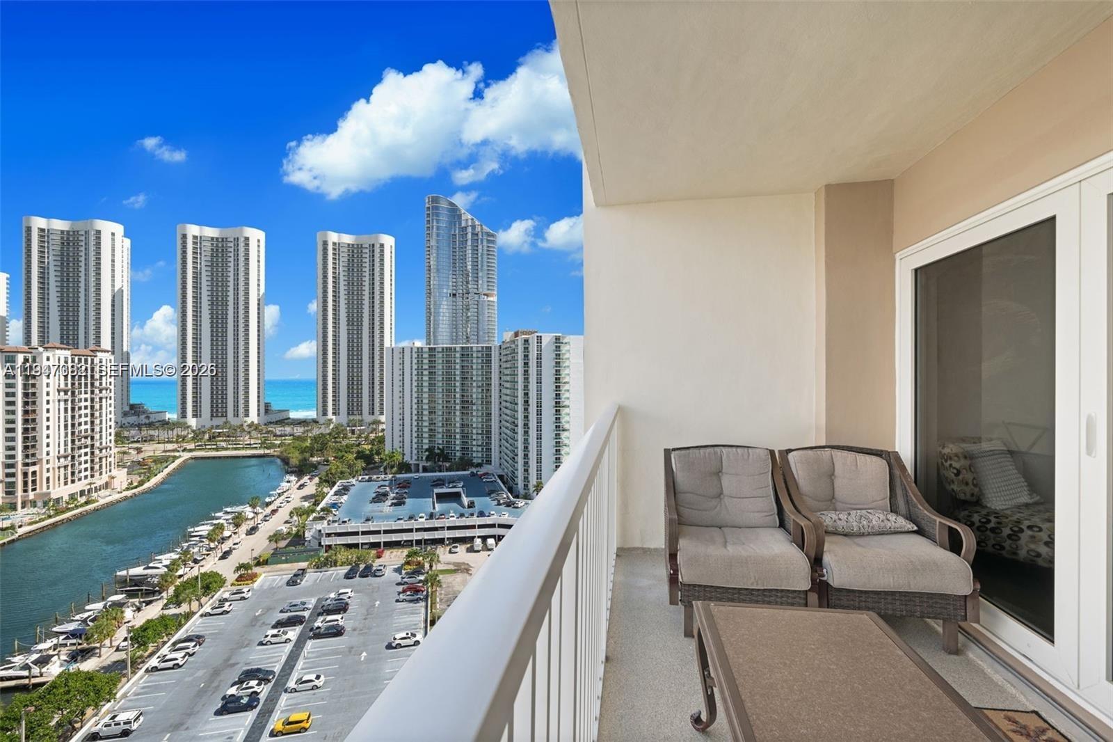 ARLEN HOUSE CONDO - Residential