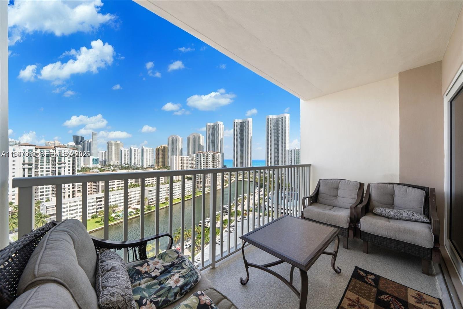 ARLEN HOUSE CONDO - Residential