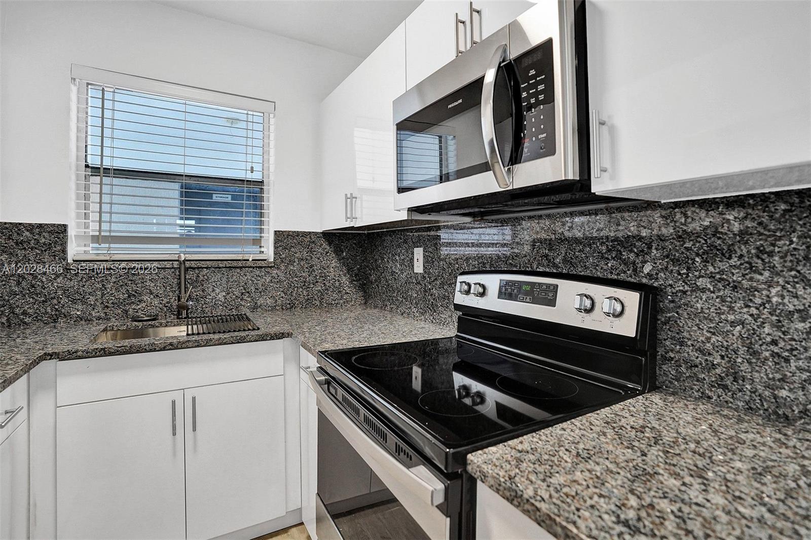 HALLANDALE PARK NO 2 - Residential Lease