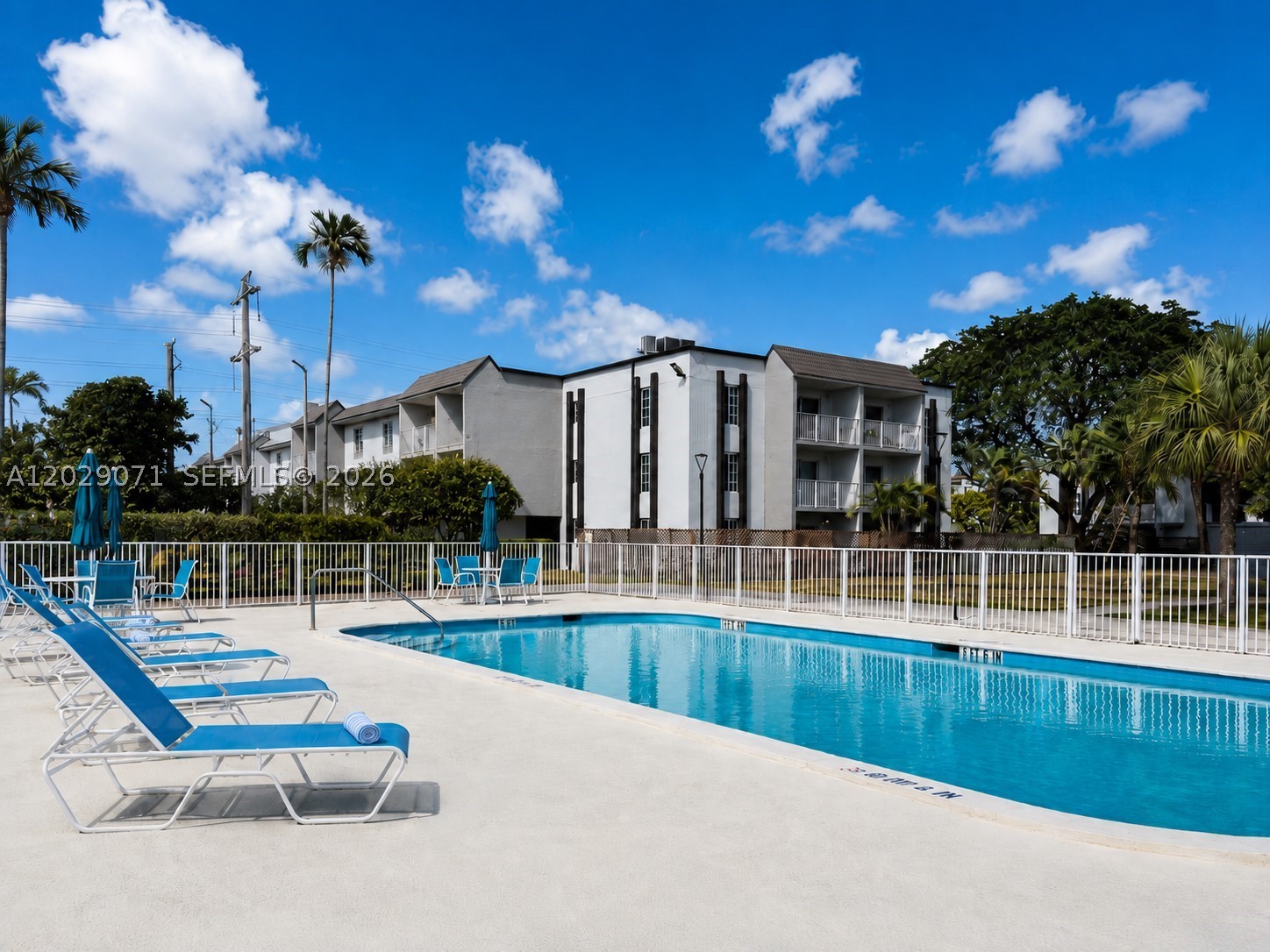 DORAL GARDENS II CONDO - Residential Lease