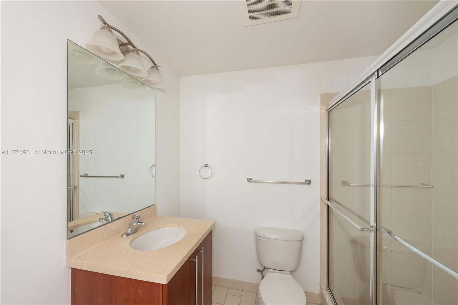THE AXIS ON BRICKELL COND - Residential