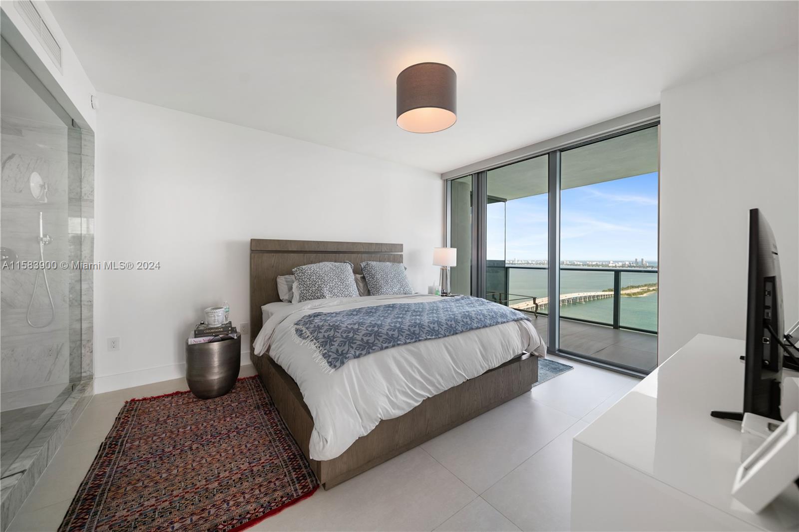 ONE PARAISO CONDO - Residential Lease