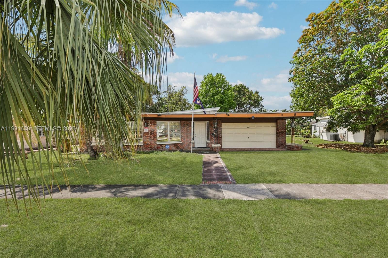 Fantastic opportunity to own a spacious single-family home on an oversized 11,120 sq. ft. lot in Hialeah! This 3-bedroom, 1-bathroom home offers a bright & open living area. This property is a fixer-upper, presenting an excellent opportunity to renovate and customize to your taste or add value as an investment.