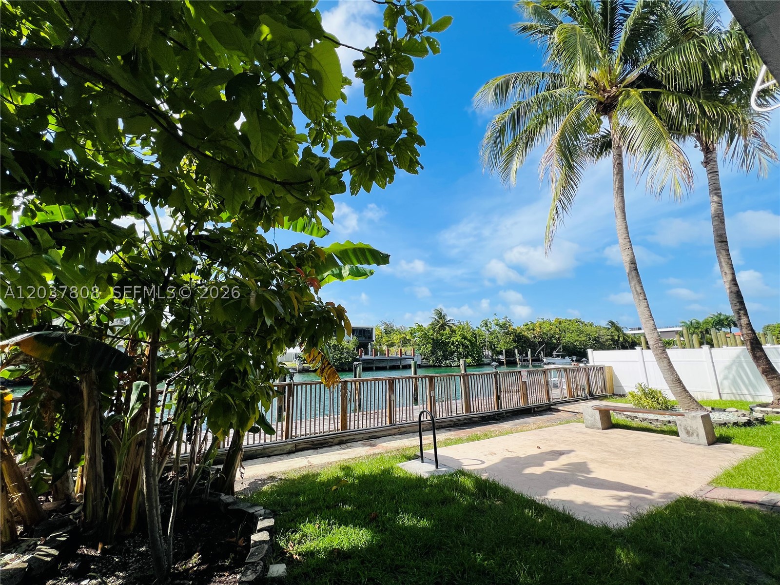 LUCY CONDO - Residential Lease