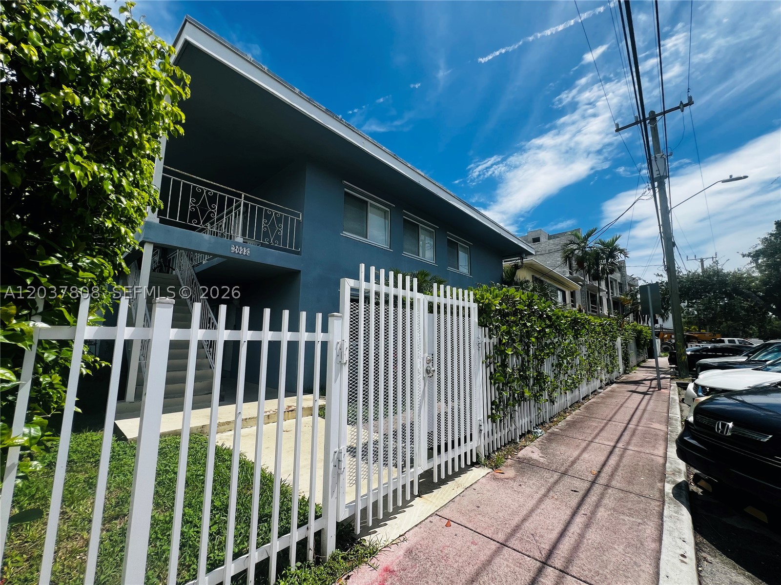 LUCY CONDO - Residential Lease