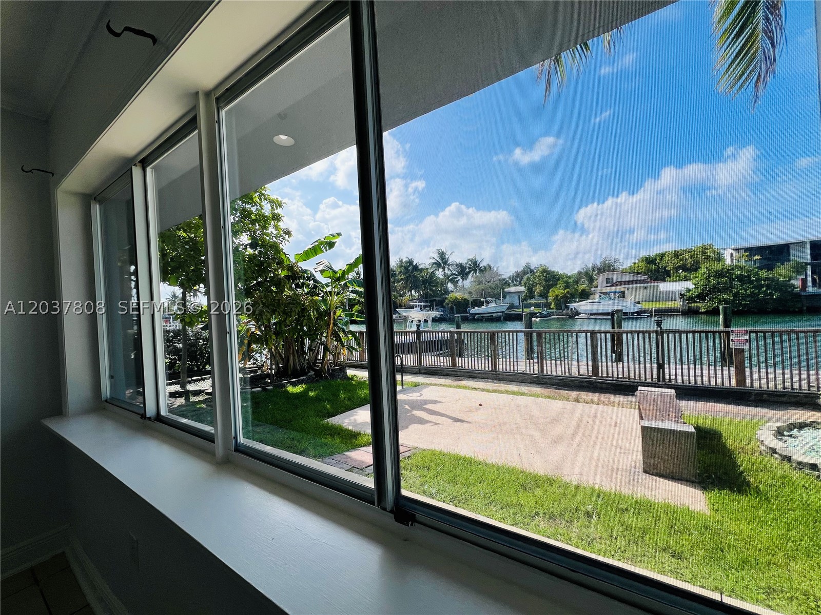 LUCY CONDO - Residential Lease