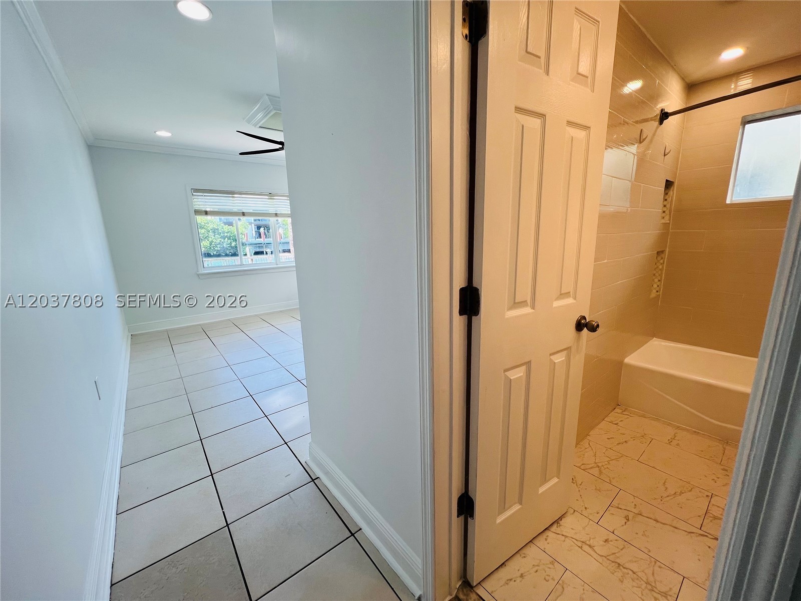 LUCY CONDO - Residential Lease