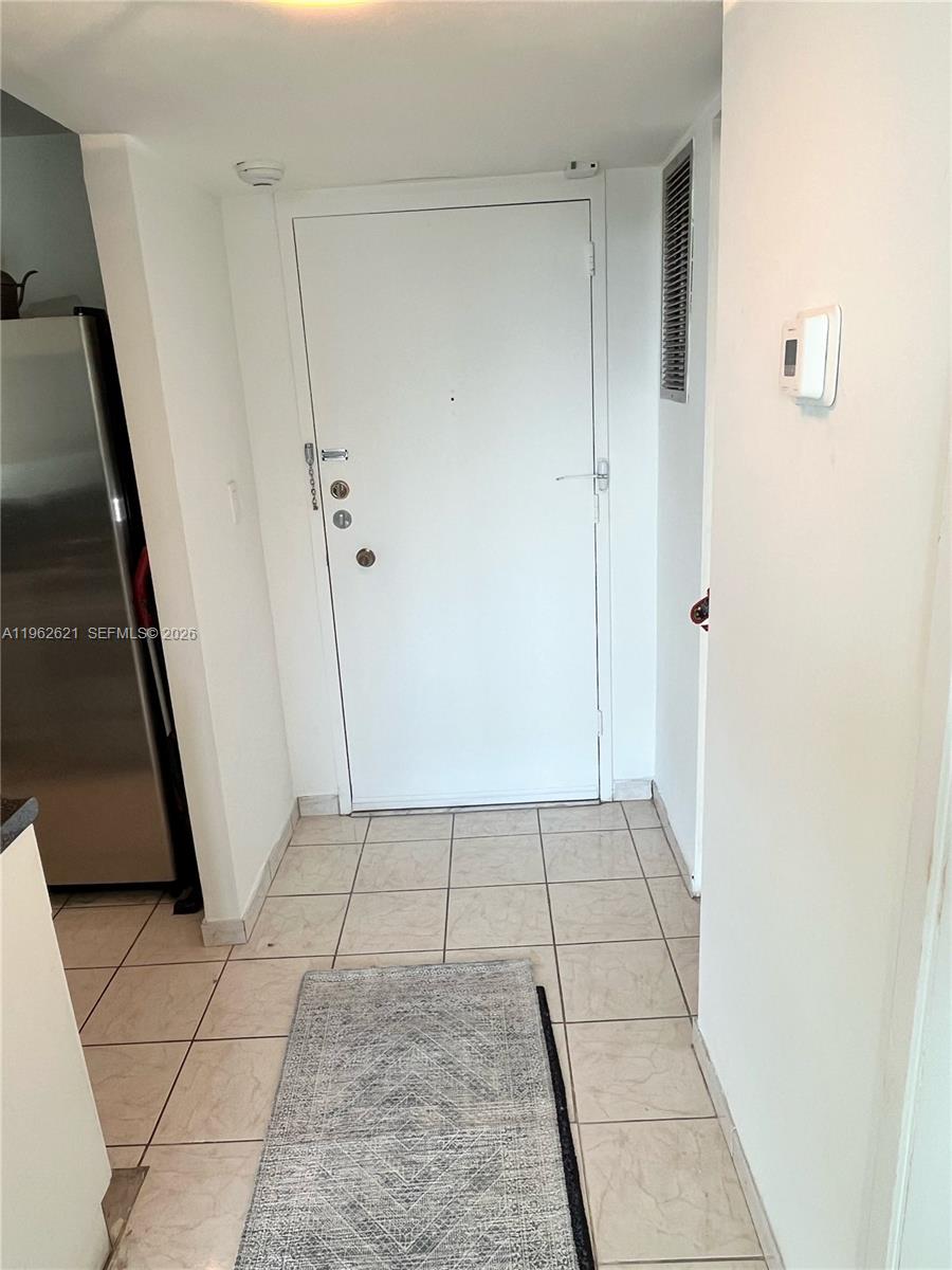 BURLEIGH HOUSE CONDO - Residential