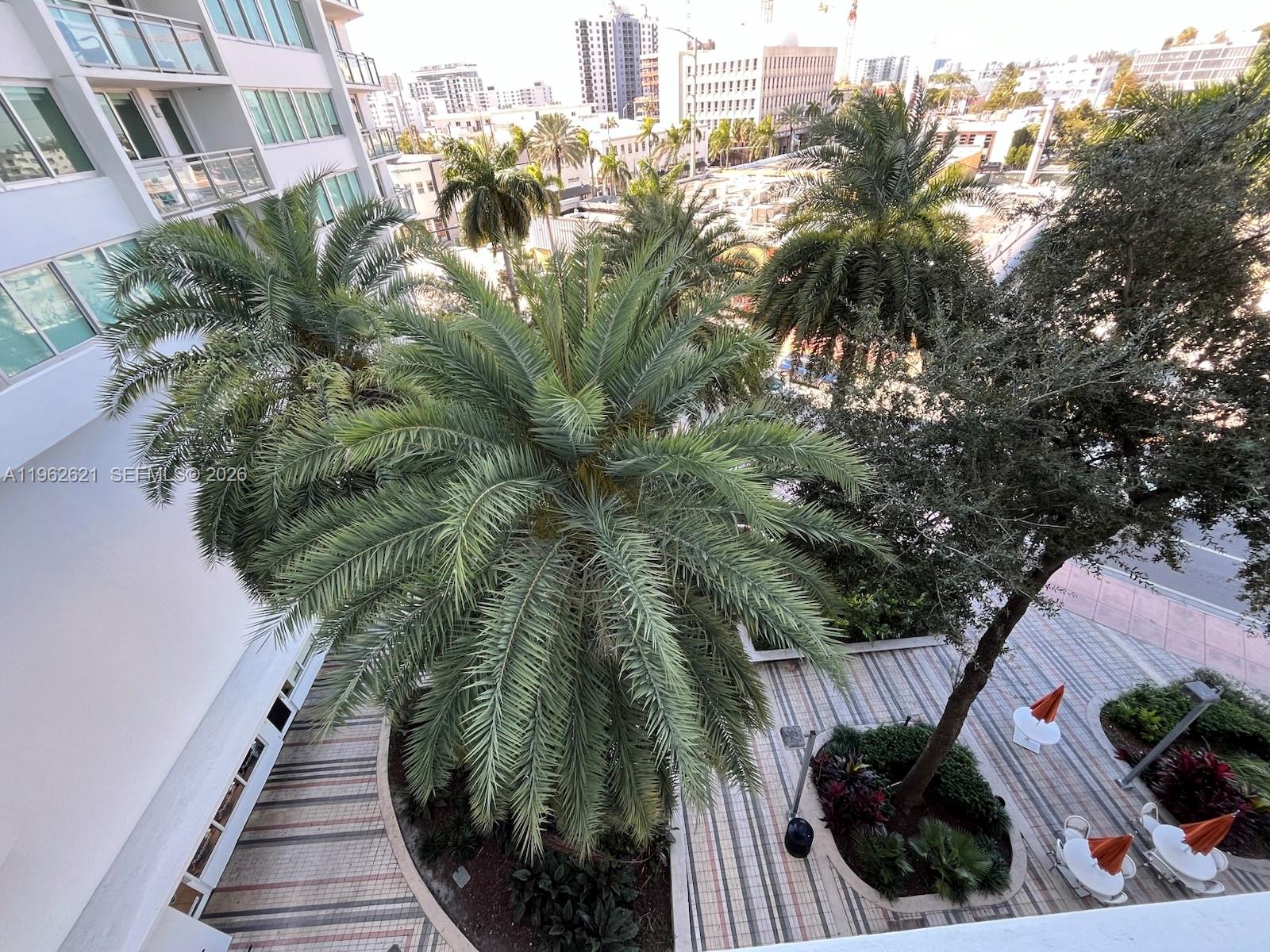 BURLEIGH HOUSE CONDO - Residential