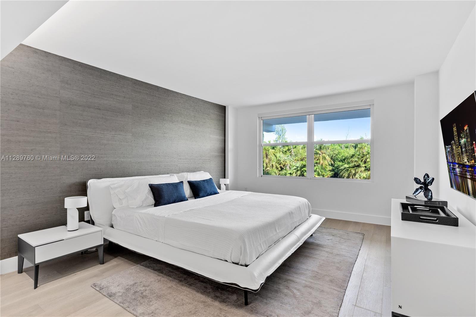 COMMODORE CLUB WEST CONDO - Residential Lease