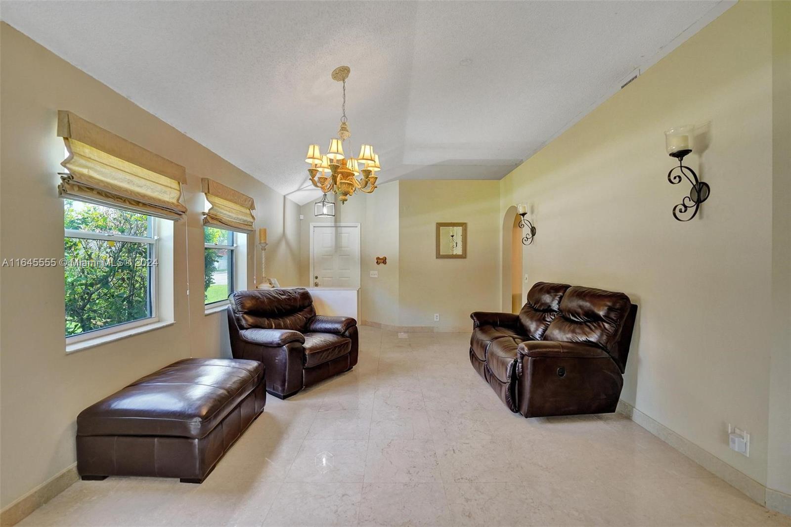 FOREST RIDGE AT OAK GROVE - Residential