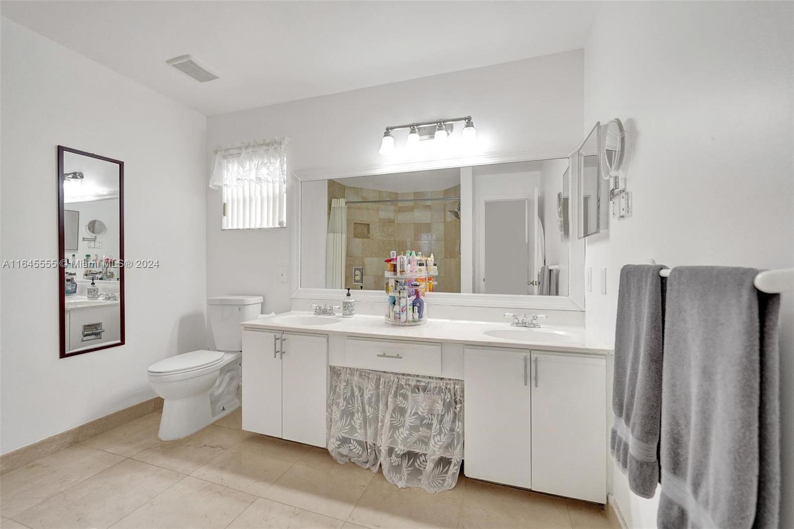 FOREST RIDGE AT OAK GROVE - Residential