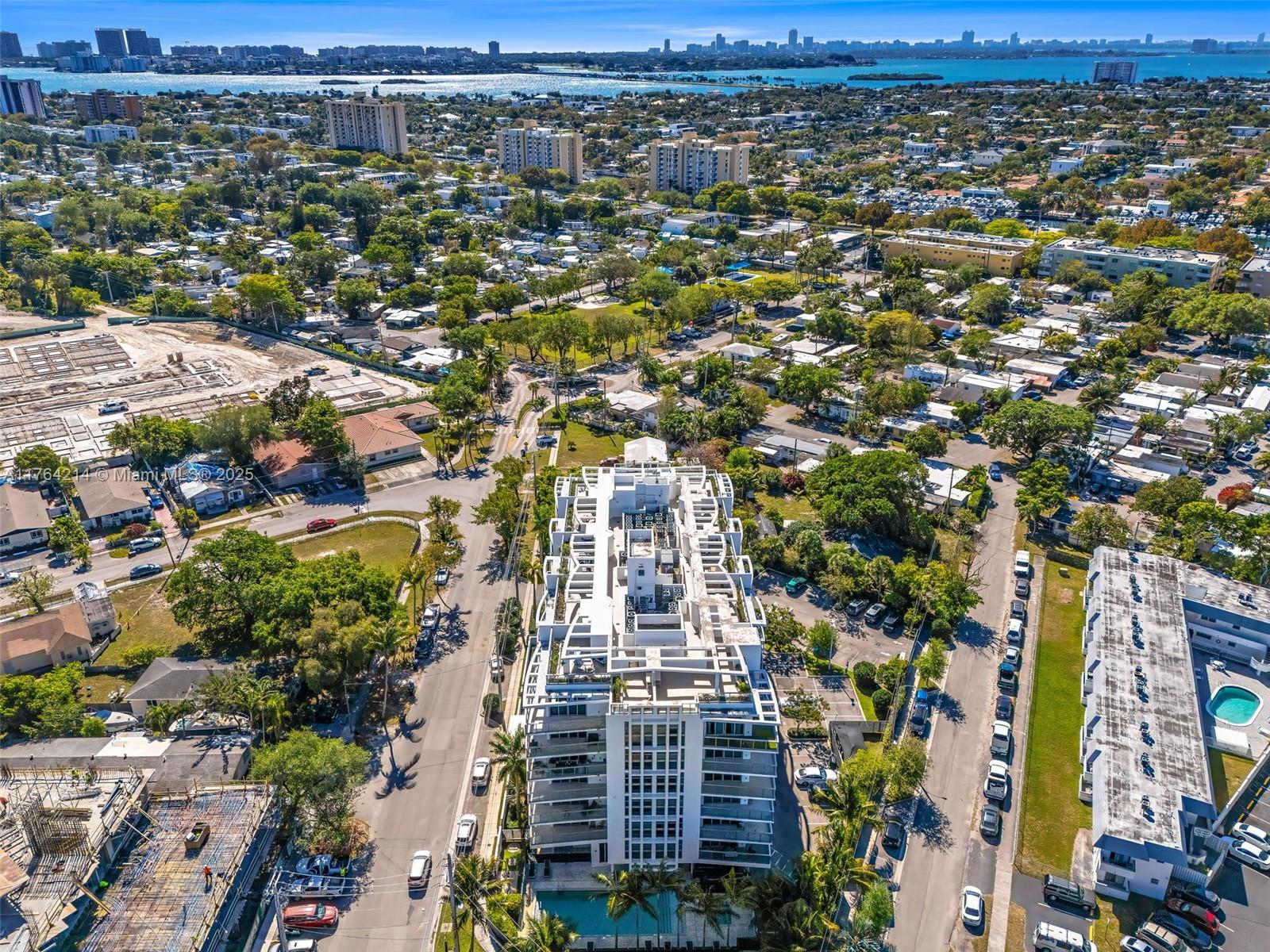 THE HIGHLANDS CONDO - Residential